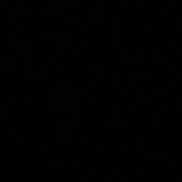 Profile Picture of Jillian Loonam (@jloonam) on Poshmark