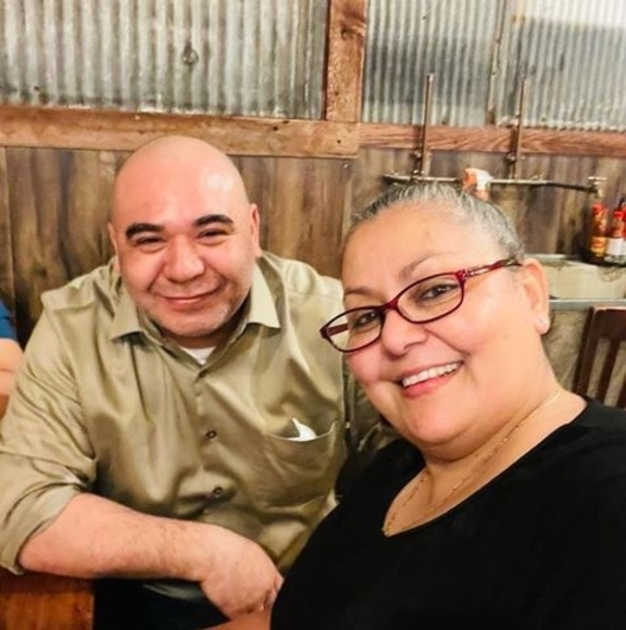 Profile Picture of Antonio Andrade (@andrade23323) on Poshmark