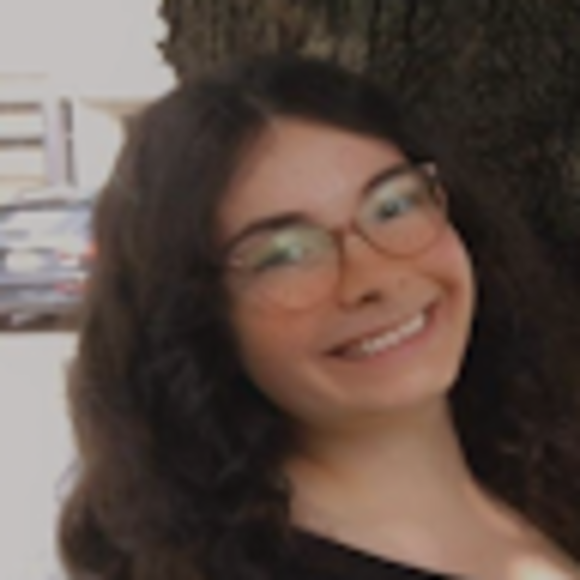 Profile Picture of Coralie Lanthier (@clanthier26) on Poshmark