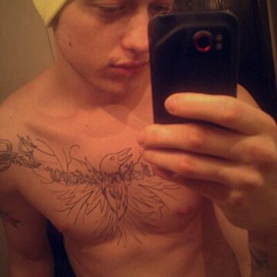 Profile Picture of James Reinhart (@maryjane10168) on Twitter