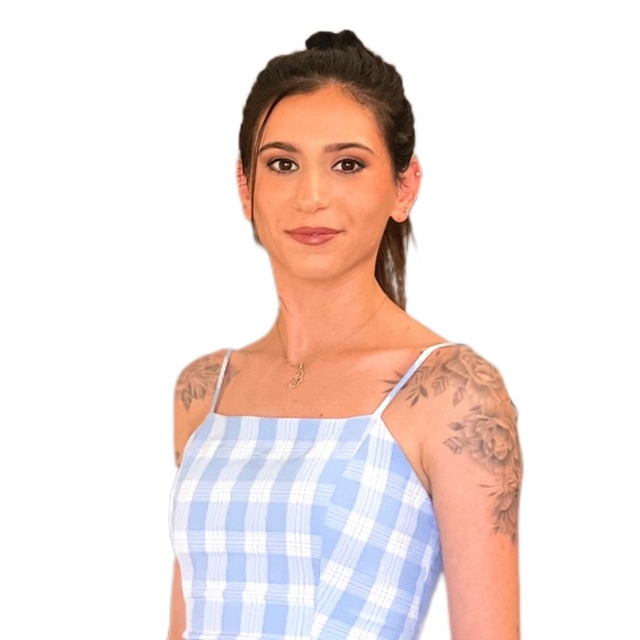 Profile Picture of Kaya Streicher (@kayastreicher) on Poshmark