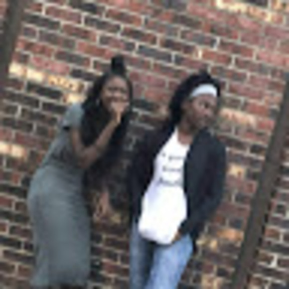 Profile Picture of Nick-khea Snell (@keay170) on Poshmark