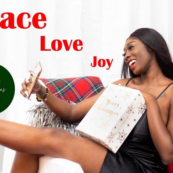 Naadiah Boateng - Poshmark Profile Picture of Naadiah Boateng (@abenaclassy) on Poshmark