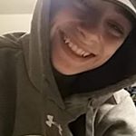 Profile Picture of Taylør Bøyd (@pappisteve) on Instagram
