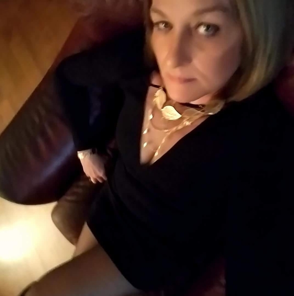 Profile Picture of Susan Slavin (@sks2162) on Poshmark