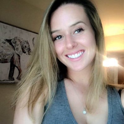 Profile Photo of Julia Stewart 🌻 (@Julia_Stewart11) on Twitter