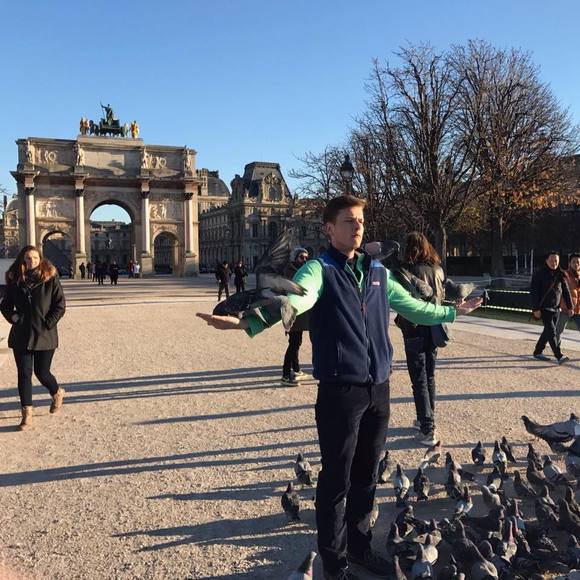 Profile Picture of Wilson Robert (@barnardwilson) on Poshmark