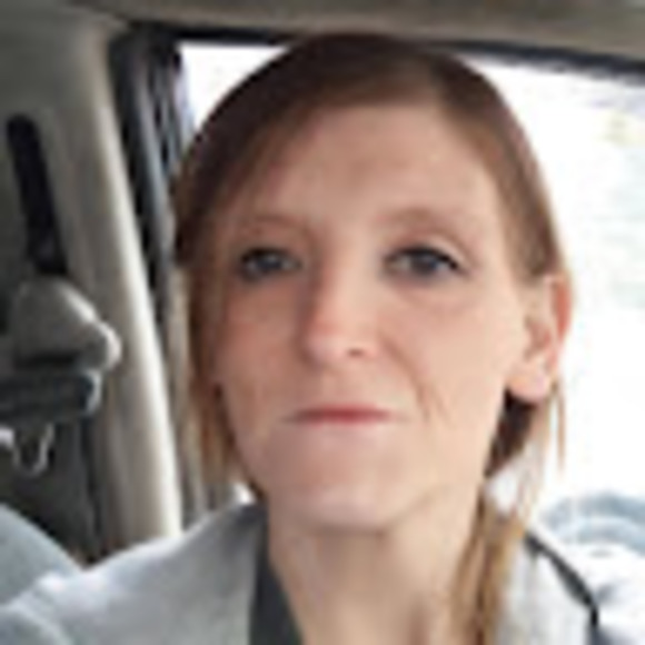 Profile Picture of Danielle Talbert (@danielletalb988) on Poshmark