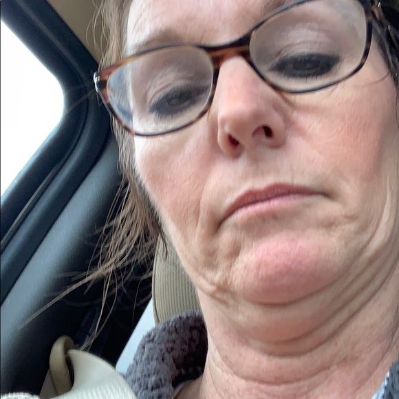 Profile Picture of Tracy Streeter (@65barrett) on Poshmark