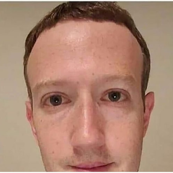 Profile Picture of Cory Vanhoy (@coryv420) on Poshmark