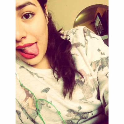 Profile Picture of Claudia Lizarraga (@ClaudiaLizarr17) on Twitter