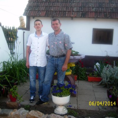 Profile Picture of Robert Molnar (@robertmolnar3) on Twitter