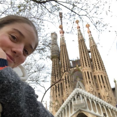 Profile Picture of Vicky Ras (@Ras_Victoria) on Twitter