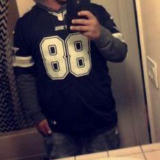 Profile Picture of Nicholas_castaneda (@Nic66495945) on Twitter