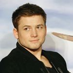 Profile Picture of “𝙷𝚘𝚕𝚍 𝙼𝚎 𝙲𝚕𝚘𝚜𝚎𝚛 𝚃𝚒𝚗𝚢 𝙳𝚊𝚗𝚌𝚎𝚛” (@serious.taron) on Instagram