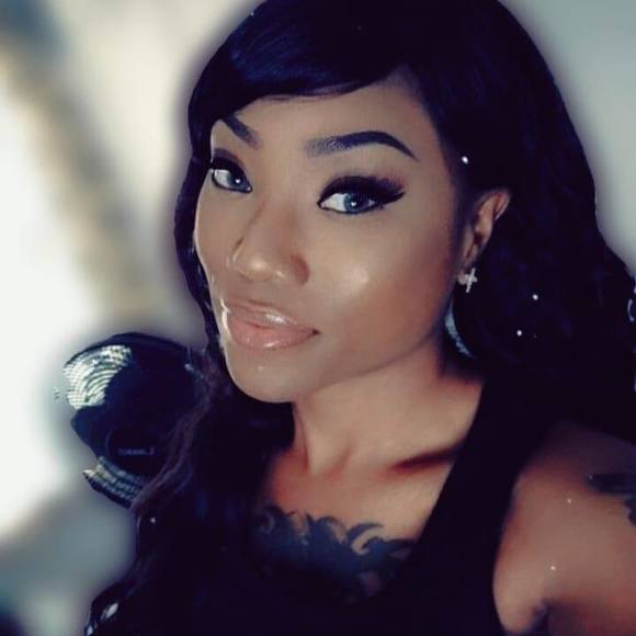 Profile Picture of Crystal Graves (@c_christian) on Poshmark