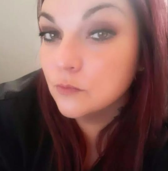 Kasey Summers - Poshmark Profile Picture of Kasey Summers (@kaseysummers33) on Poshmark