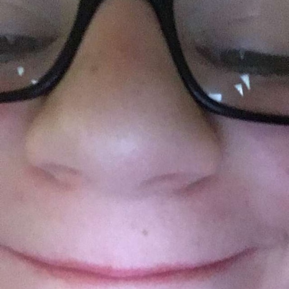 Alex Papulias - Poshmark Profile Picture of Alex Papulias (@alexpap) on Poshmark