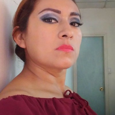 Profile Picture of Candelaria Garcia (@candela87391705) on Twitter