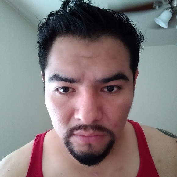 Profile Picture of Tony Rivera (@rogerm1987112) on Poshmark