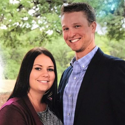 Profile Picture of Jeff And Kelsey Kerr (@jeffandkelsey) on Twitter