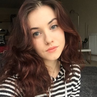 Profile Picture of Laura-Jane Lunt (@JauraLanee) on Twitter