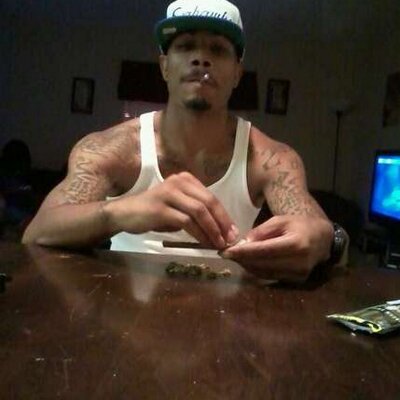 Profile Picture of James Chenevert (@SnowBuckSwagga) on Twitter