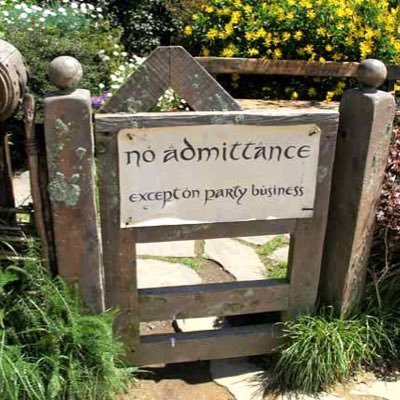 Profile Picture of James (@JamesTheHobbit) on Twitter