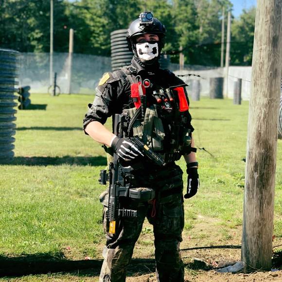 Profile Picture of Mike Sheredy (@acegunnerms) on Poshmark