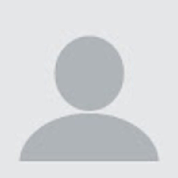 Profile Picture of Jessie Igler (@jessiei091978) on Poshmark