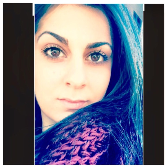 Profile Picture of Erica Spuria (@ericaspuria) on Poshmark