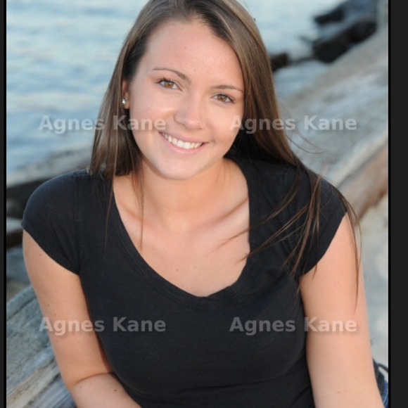 Profile Picture of Jess Corbo (@jlynnc217) on Poshmark
