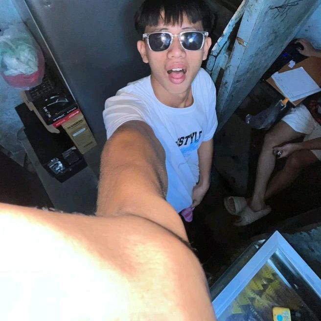 Profile Picture of Carlo Sison (@carlo.sison2) on Tiktok
