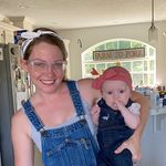 Profile Picture of Janey Peek (@thistles_and_marigolds) on Instagram