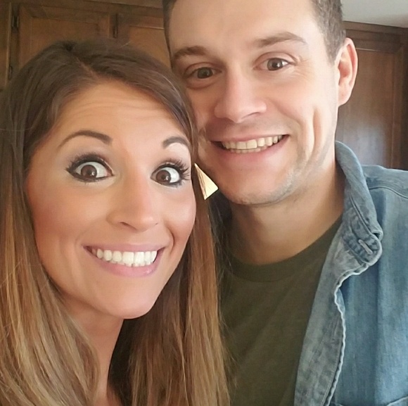 Profile Picture of Torrie Jones (@torrieanne) on Poshmark