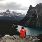 Profile Picture of Robin Allingham (@adventureawaitsus_) on Instagram