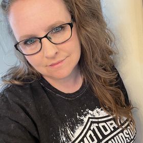 Profile Picture of Nicole Mantooth (@nicolemantooth) on Pinterest