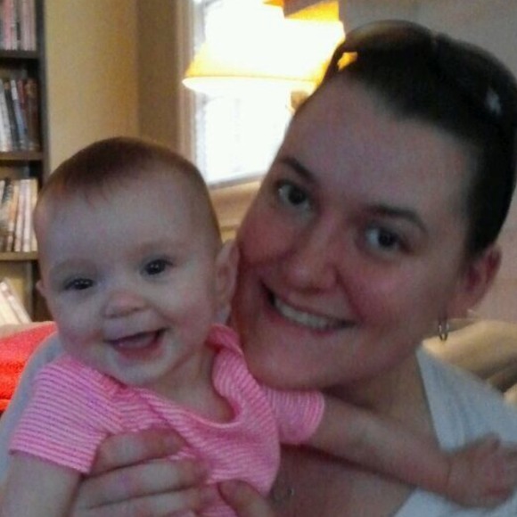 Profile Picture of Darla Matthews (@daria2132) on Poshmark