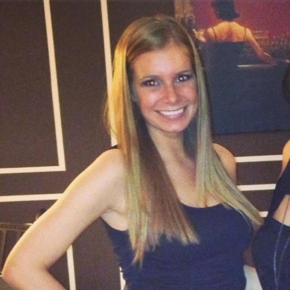 Kaylan Mokas - Poshmark Profile Picture of Kaylan Mokas (@kmokas) on Poshmark