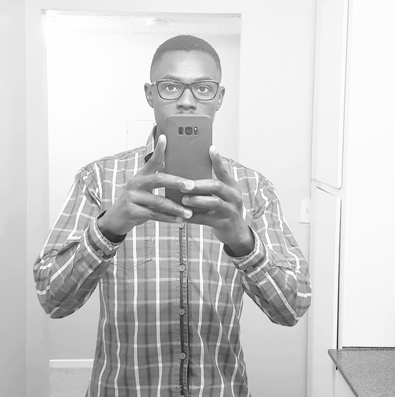 Profile Picture of Gafar Tom (@gafardawood7) on Poshmark