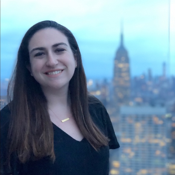 Profile Picture of Emily Glickman (@ekglickman) on Poshmark