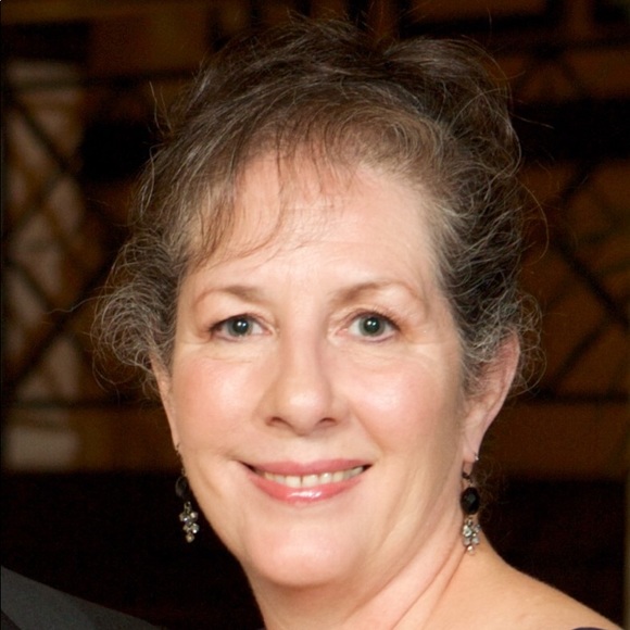 Profile Picture of Cassandra Huffman (@biblecassy) on Poshmark