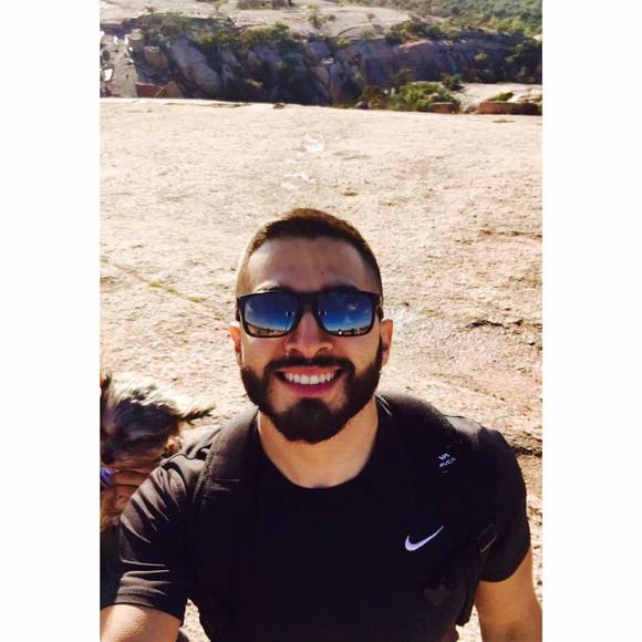 Profile Picture of Joseph Villarreal (@josephvill09) on Poshmark