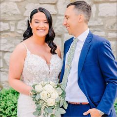 Profile Picture of Amanda Saxner (@amanda.saxner) on Tiktok