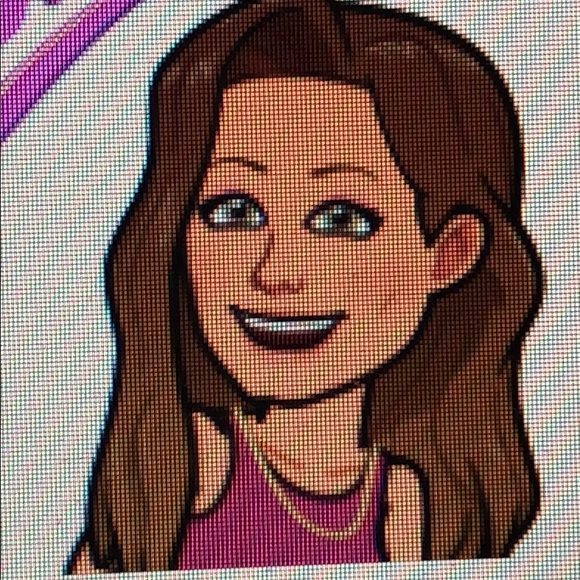 Profile Picture of Clarissa Cerda (@poshrissy) on Poshmark
