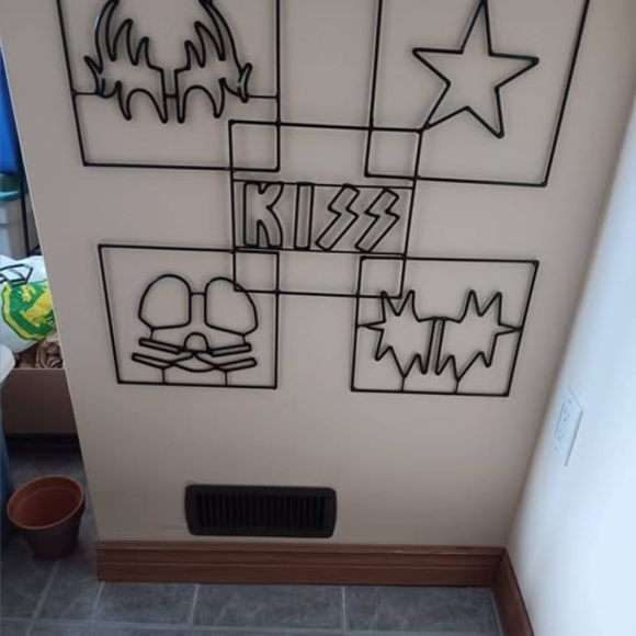 Profile Picture of Ralph Hitzelberger (@rhitzelberger) on Poshmark