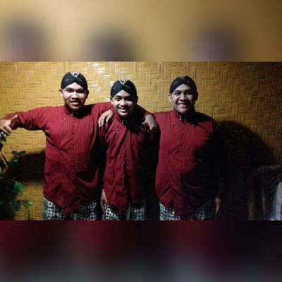 Profile Picture of John Refo (@JohnRefo) on Twitter