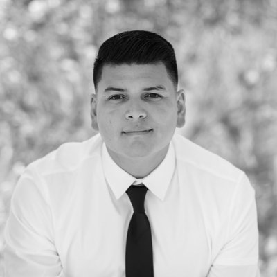 Profile Picture of Daniel Venegas - Baird & Warner Realtor (@AskDanRealtor) on Twitter
