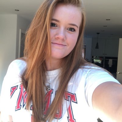 Profile Picture of Bobbie Smith-Ball (@bobbie_s_b) on Twitter