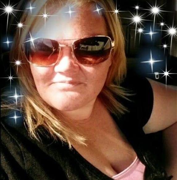 Profile Picture of Kim Coffelt (@31407jlc) on Poshmark